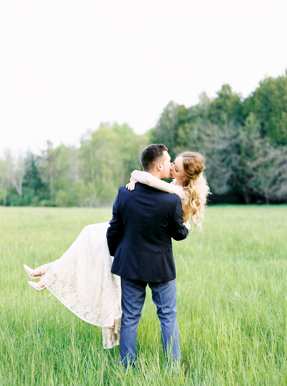 Charlevoix, MI Elopement- Shanell Photography