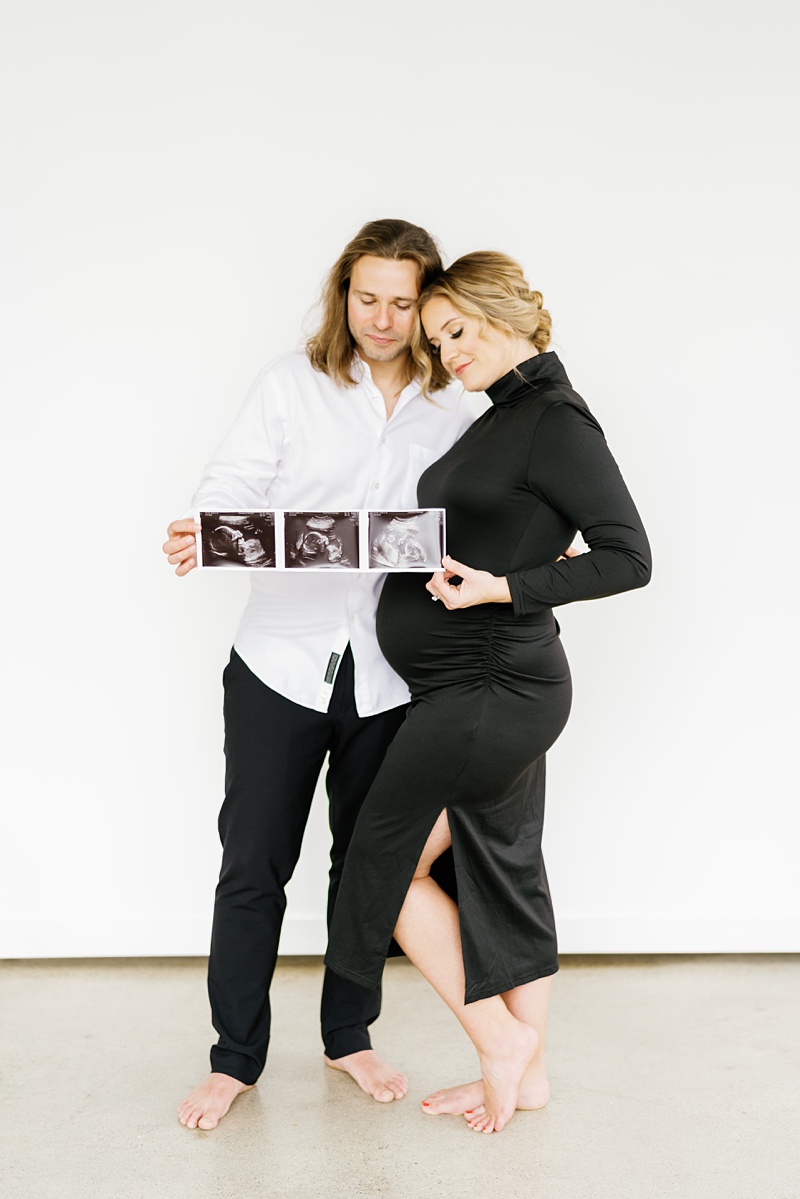 Five Reasons to Take Maternity Photos