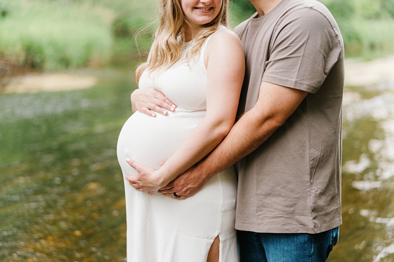 Michigan maternity photographer